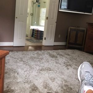 Meet your Posher, Sharon